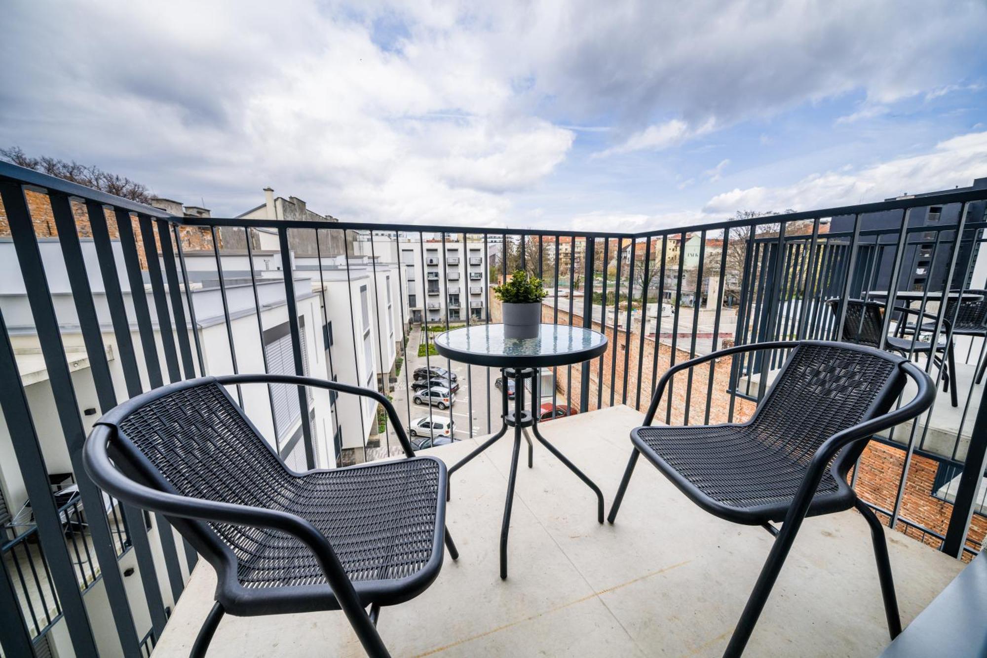 Street Apartments Brno Center Ngoại thất bức ảnh